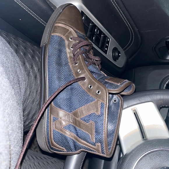 LOUIS VUITTON High Top Damier Geant
Sneakers Navy US 8 - Picture 2 of 6